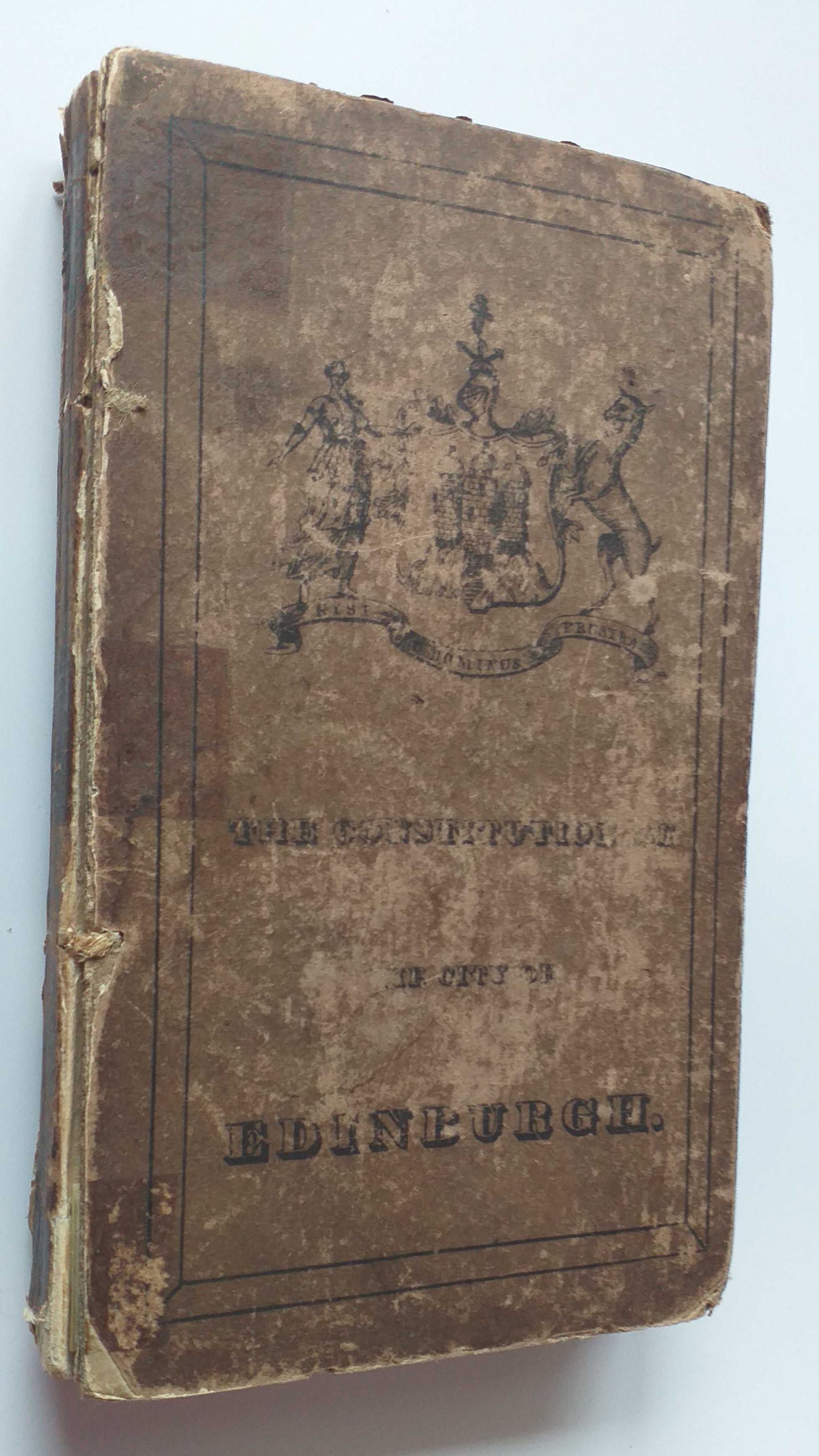 An historical sketch of the municipal constitution of the city including the set of the Burgh as established in 1583, and amended in 1730 with the Acts of Parliament and council relating thereto, and lists of the Aldermen and Lord Provosts, from the