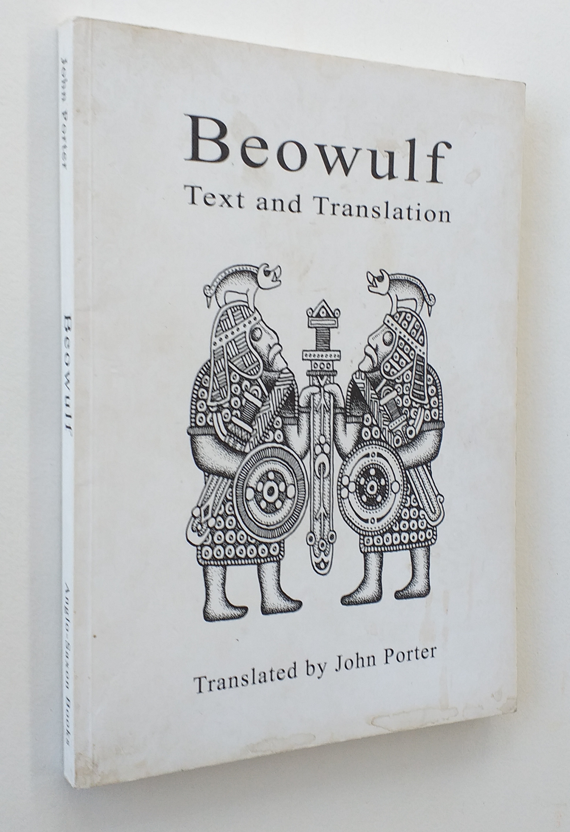 Beowulf. Text and translation. Revised edition.